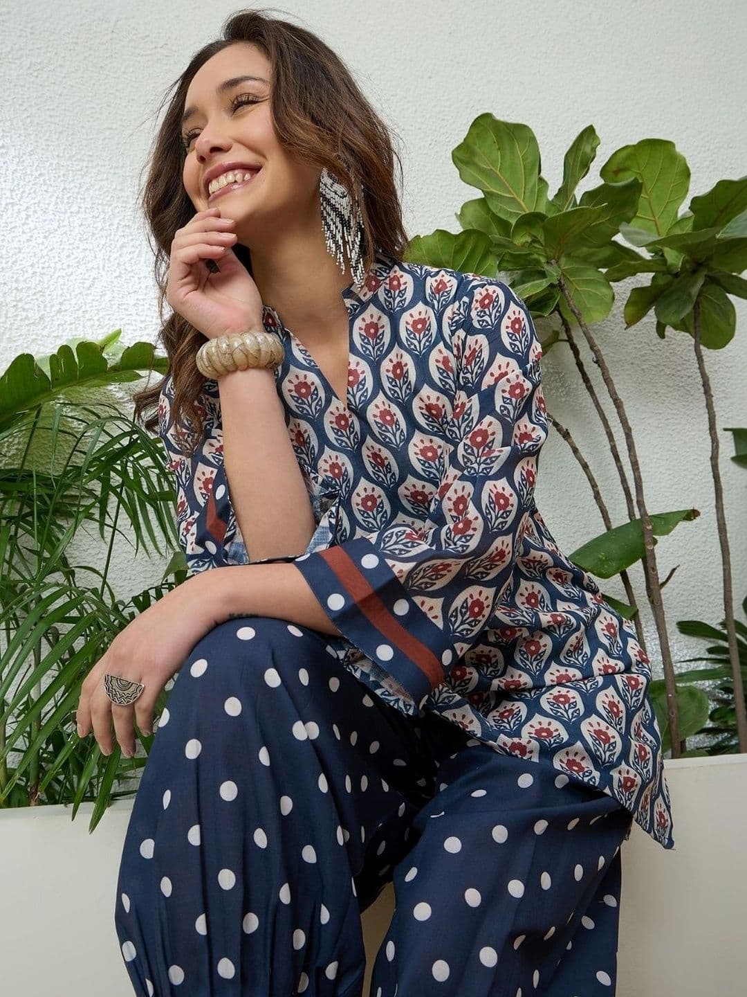 Sangria Women Linen Floral Printed Short Kurti With Farshi Salwar Set - view 1