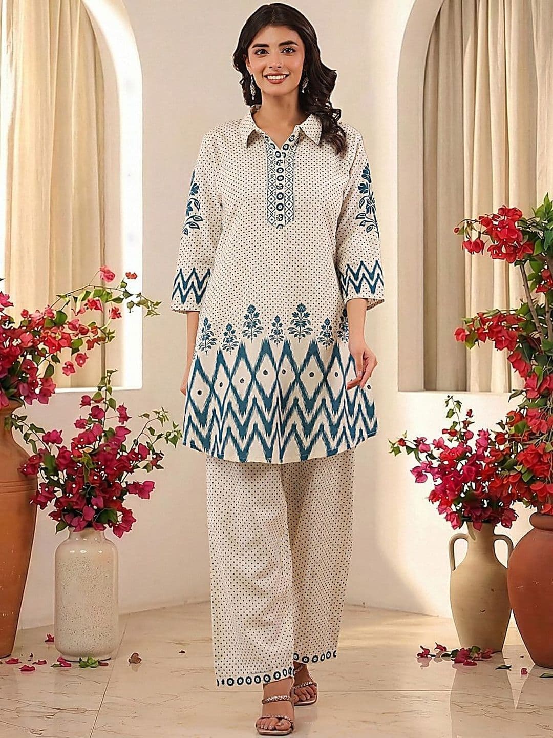 Berrylicious Women Ethnic Motifs Printed Regular Pure Cotton Kurta with Palazzos - view 1