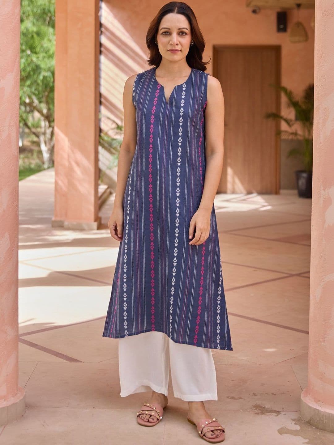 anayna Women Geometric Jacquard Kurta - view 1