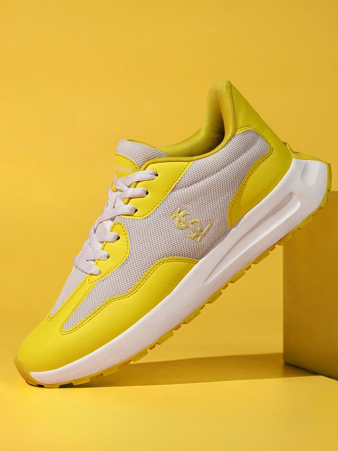 LOUIS STITCH Women's Aurelian Yellow Sport Lace-Up Casual Athleisure Shoes - view 1