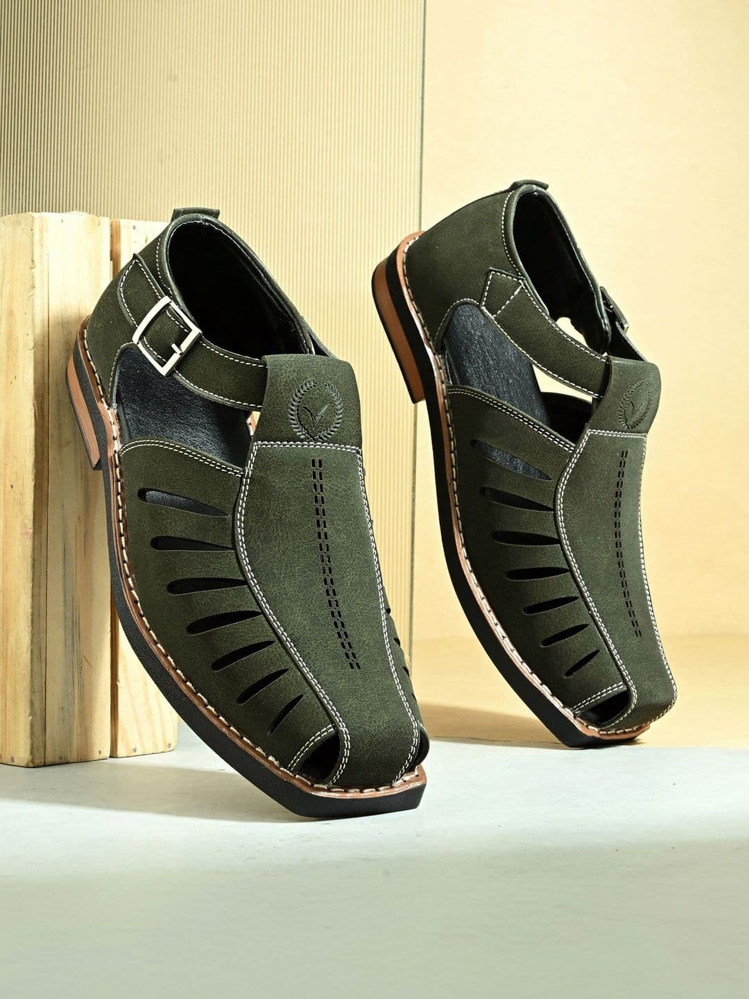 Vellinto Men Fisherman Sandals - view 1