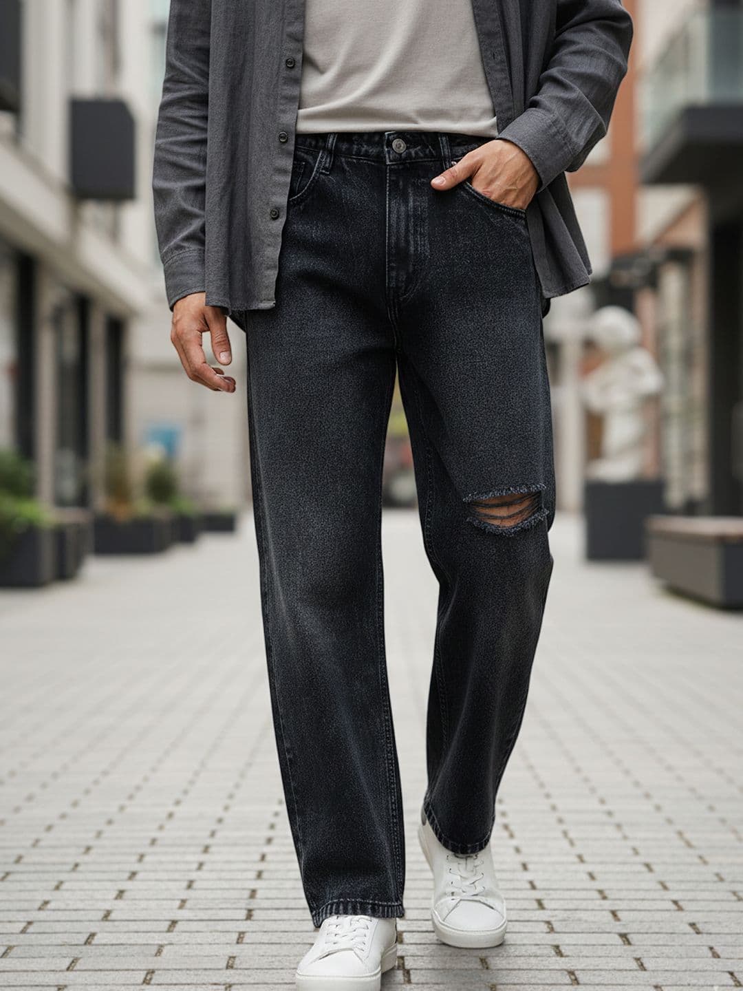 Urbano Fashion Men Washed Black Pure Cotton Loose Relaxed Fit Slash Knee Heavy Fade Jeans - view 1