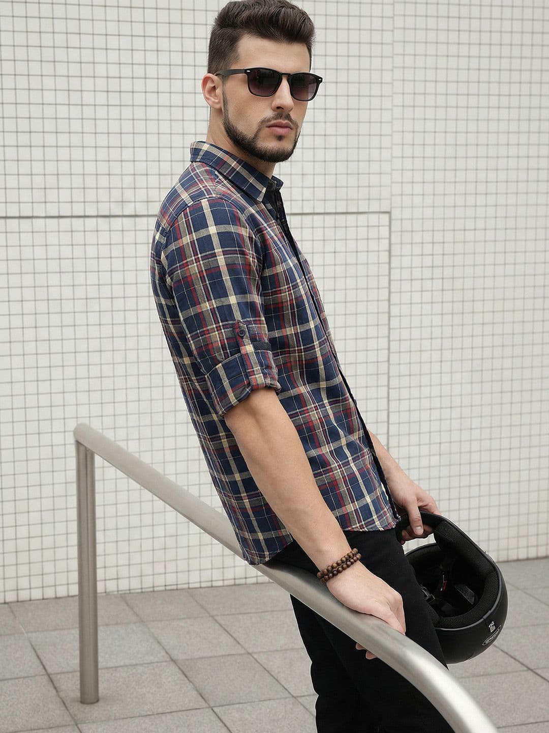 Roadster Men Navy Blue & Beige Checked Casual Shirt - view 1