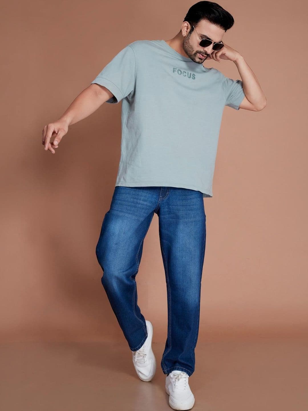 DIVISIVE Men Mid-Rise Light Fade Jeans - view 1