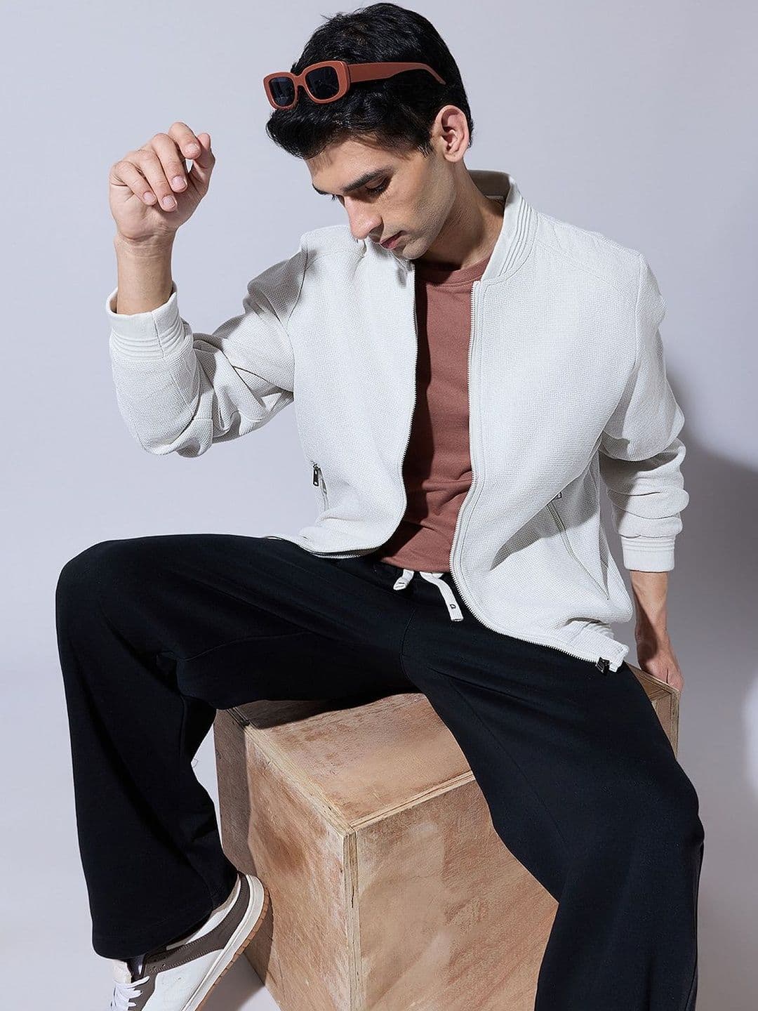 SHOWOFFFF Lightweight Outdoor Bomber Cotton Jacket - view 1