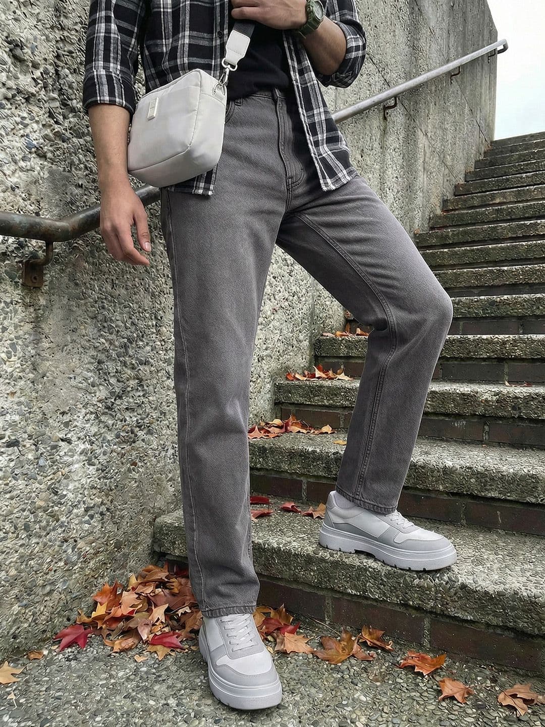 The Roadster Lifestyle Co. Men Regular Fit Mid-Rise Jeans - view 1