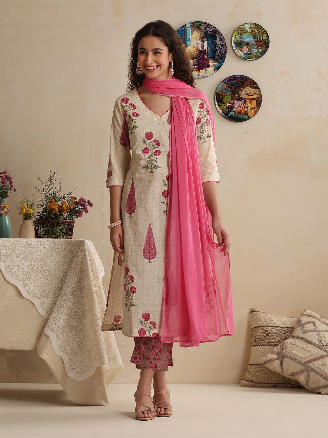 Khushal K Women Floral Printed Regular Pure Cotton Kurta with Trousers & With Dupatta - view 1