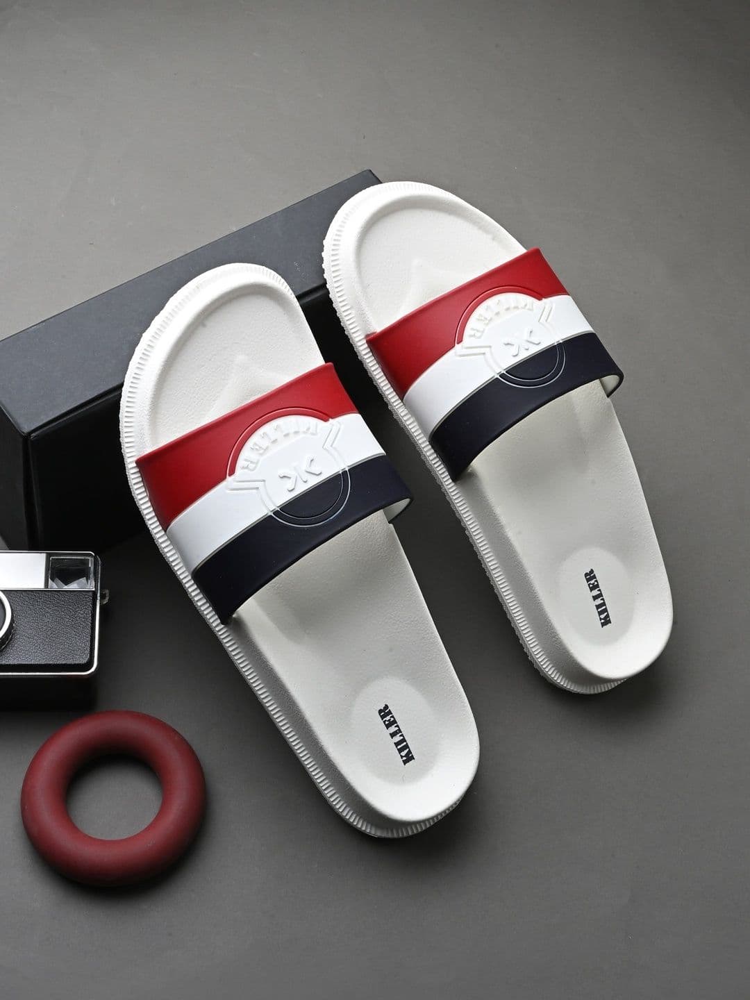Killer Men Colourblocked Sliders - view 1