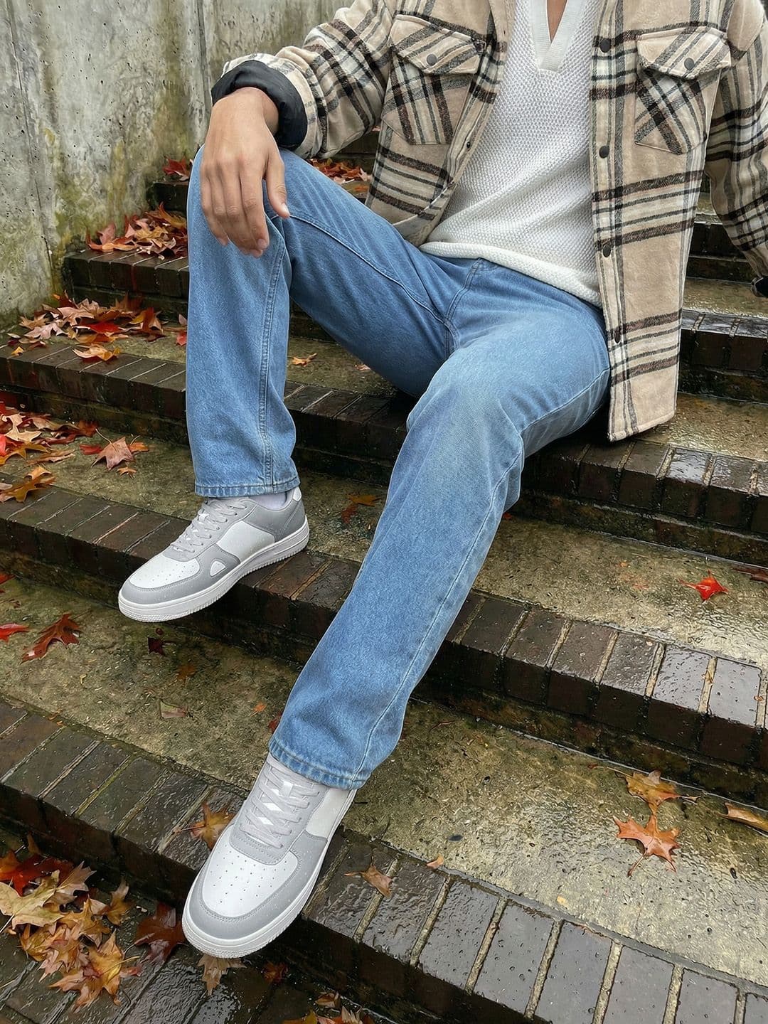 The Roadster Life Co. Men Light Fade Regular Fit Jeans - view 1