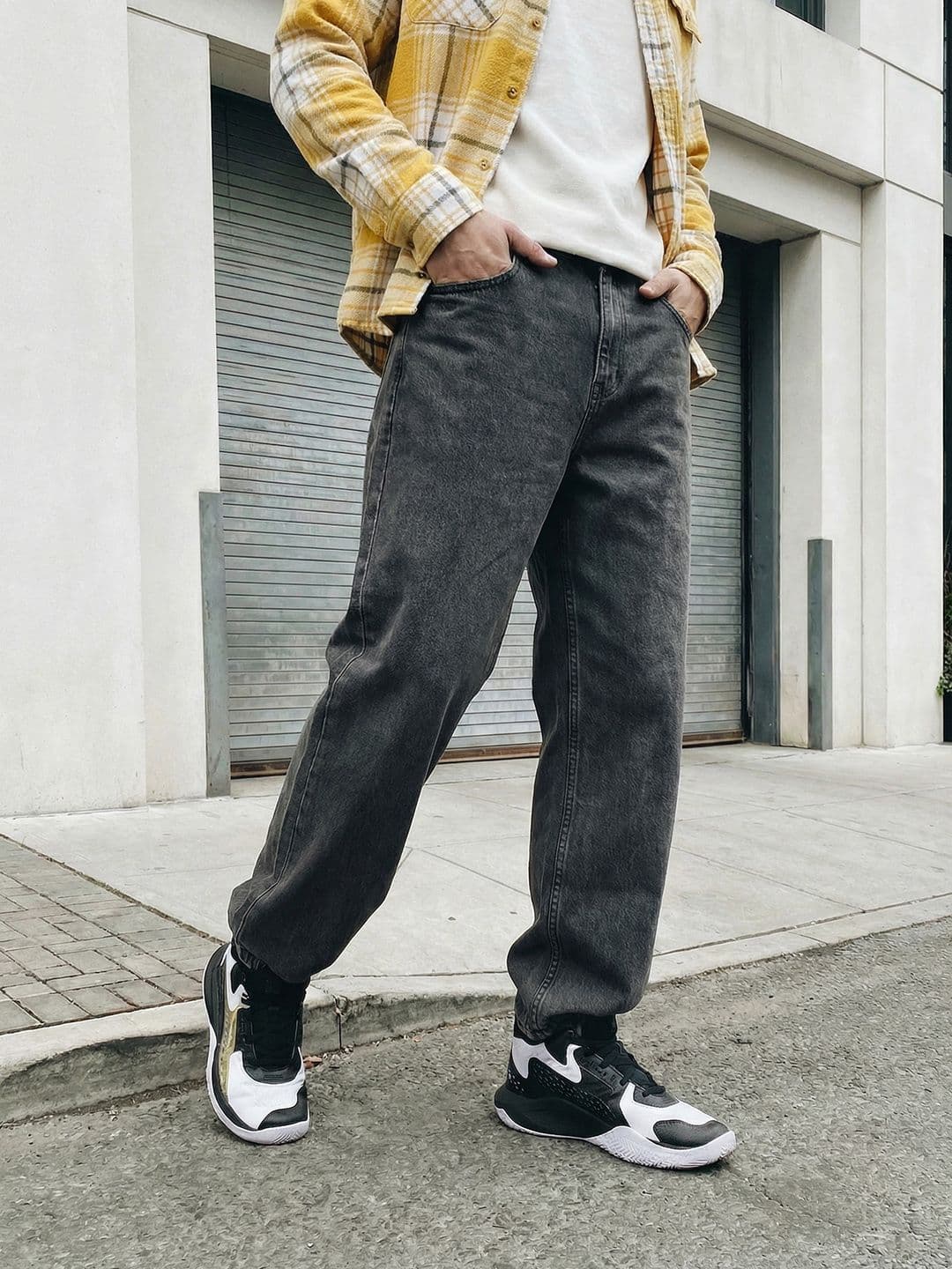 The Roadster Life Co. Men Parachute Fit Jogger Style Jeans - view 1
