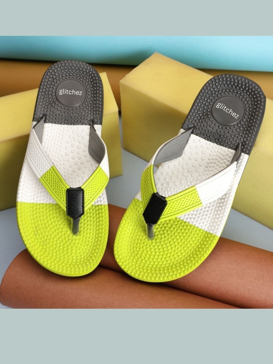 glitchez Men Colourblocked Thong Flip-Flops - view 1