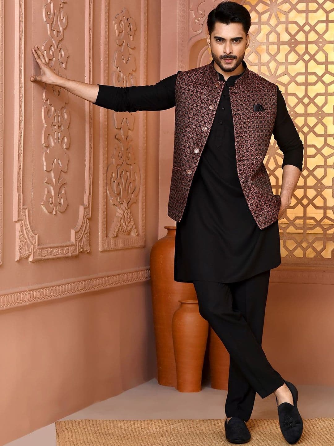 TRENDS OF ETHNIC Men Woven Design Classy Fit Jacquard Nehru Jacket - view 1