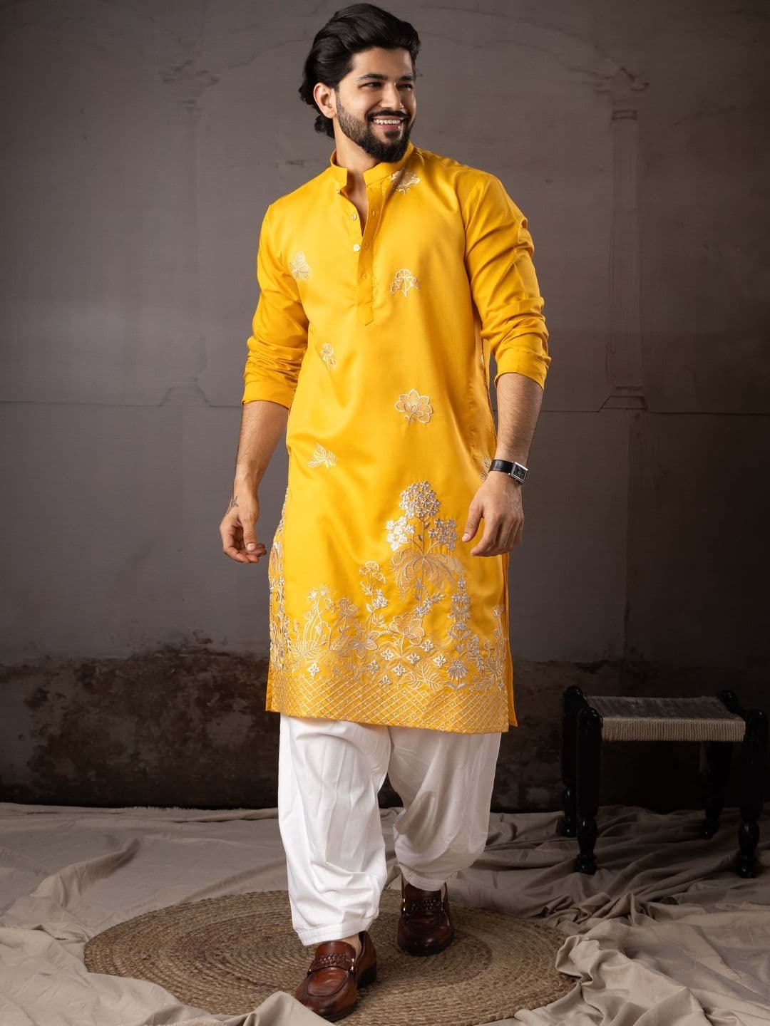 Rawayi Men Floral Printed Kurta - view 1