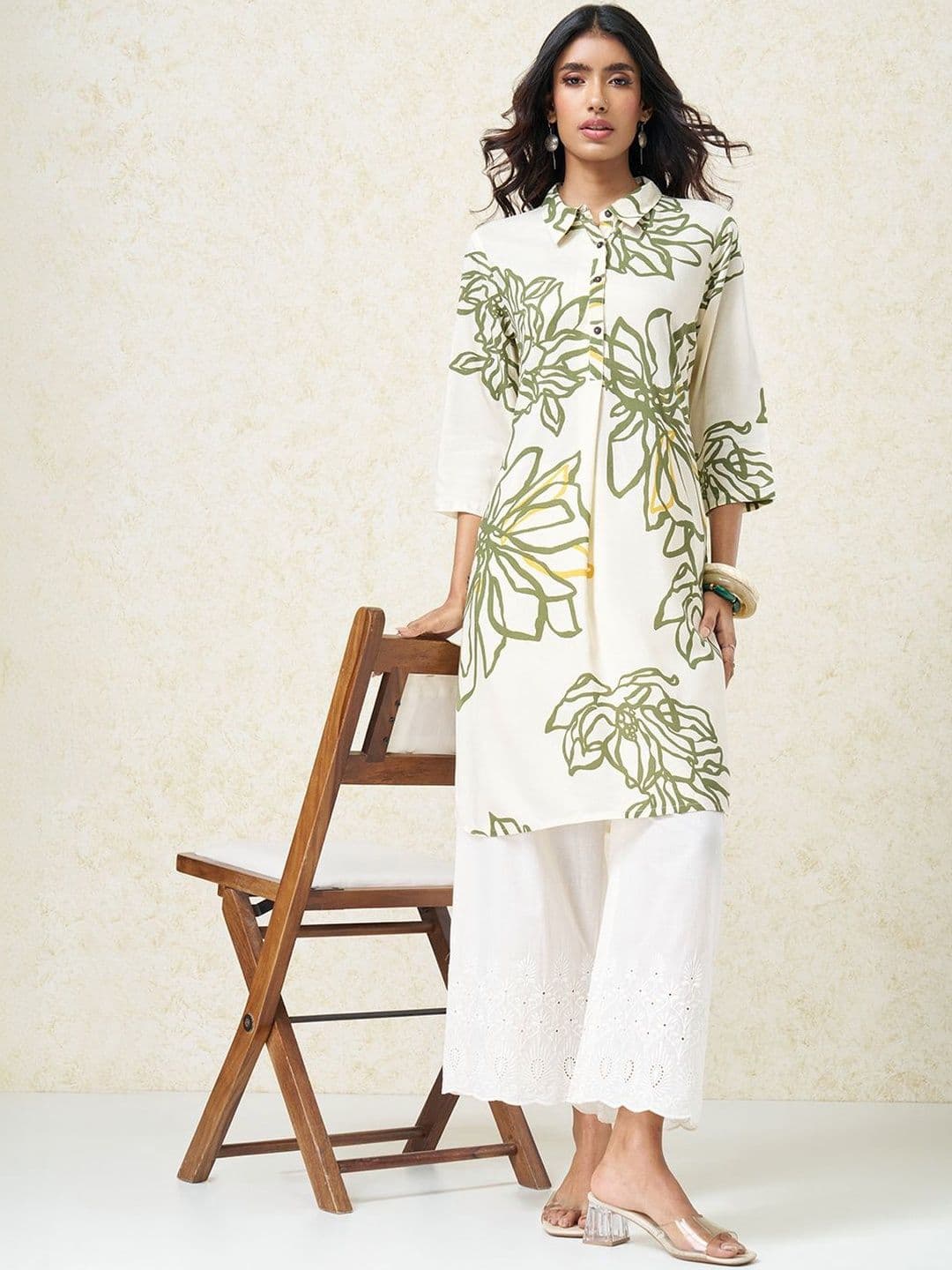 RANGMANCH BY PANTALOONS Women Floral Printed Flared Sleeves Thread Work Kurta - view 1
