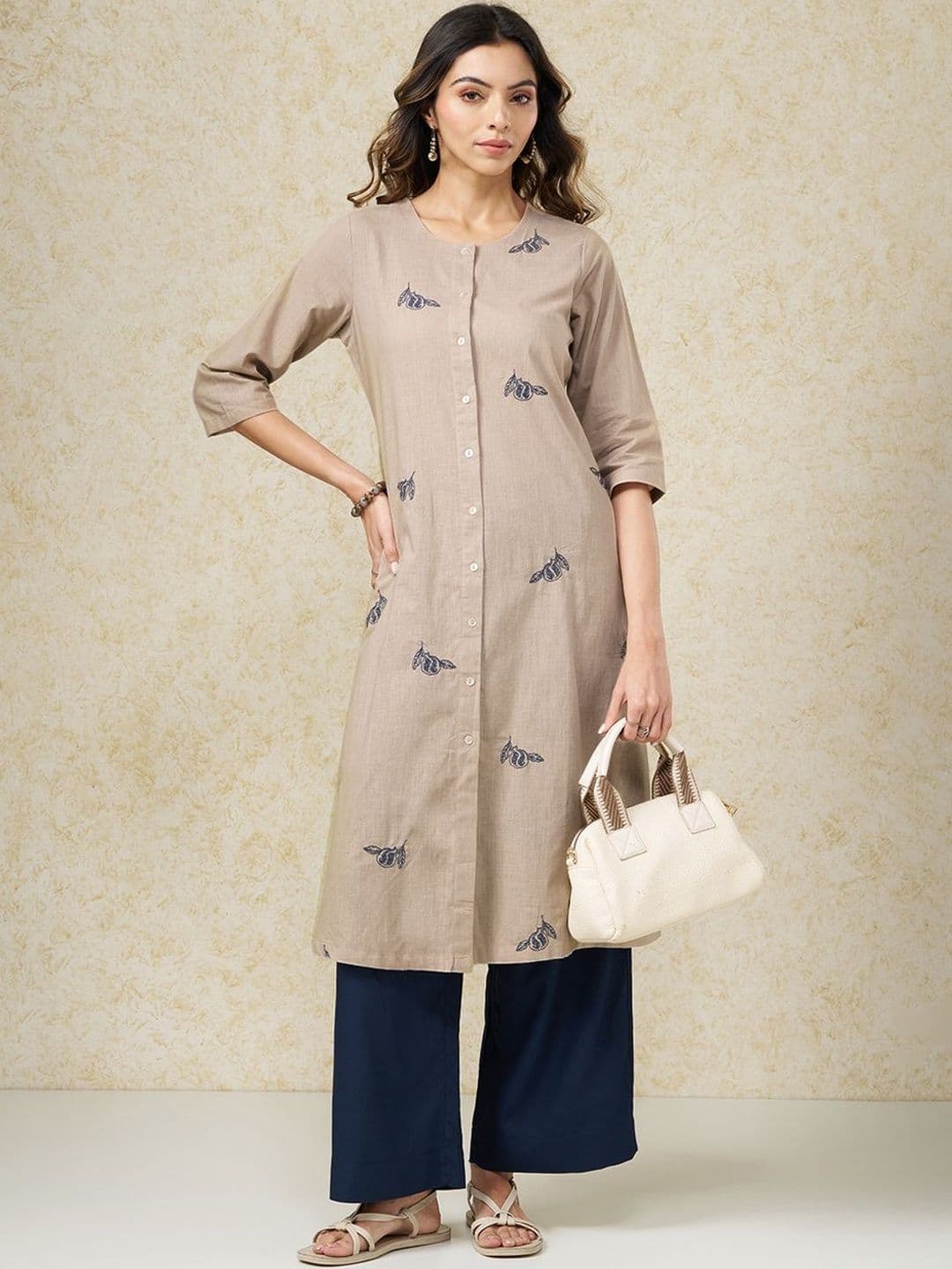 RANGMANCH BY PANTALOONS Women Printed Flared Sleeves Sequinned Kurta - view 1