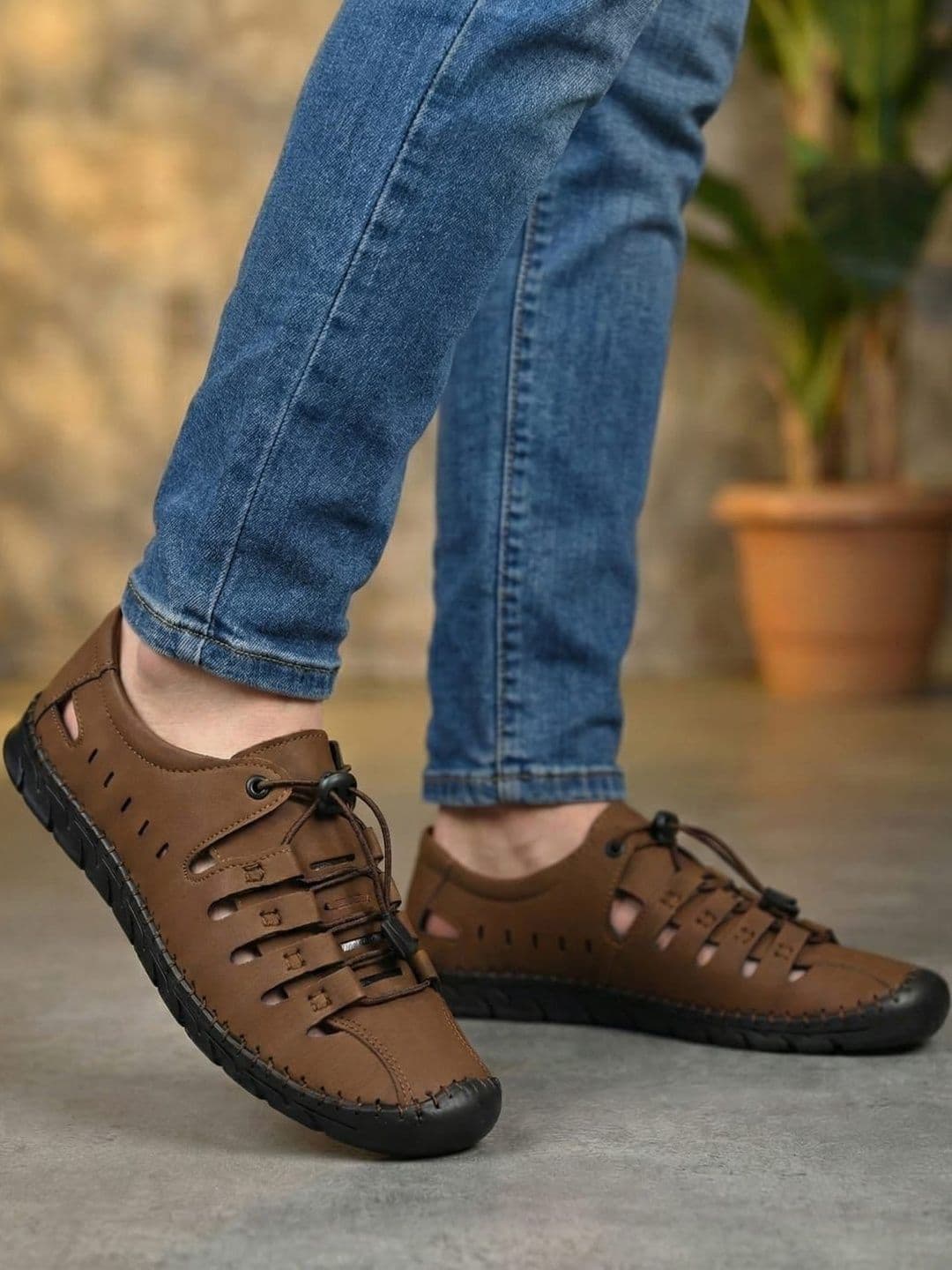 HEELS COUNTY Men Shoe-Style Sandals - view 1