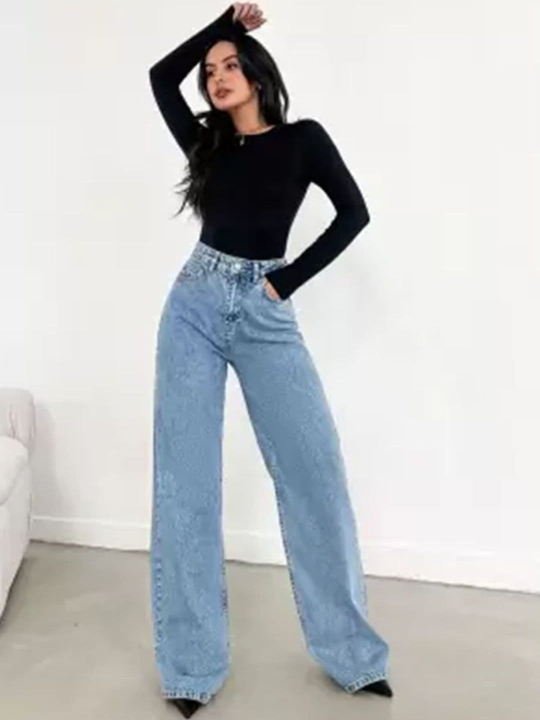 jeancherry Women Classic Relaxed Fit Mid-Rise Light Fade Stretchable Jeans - view 1