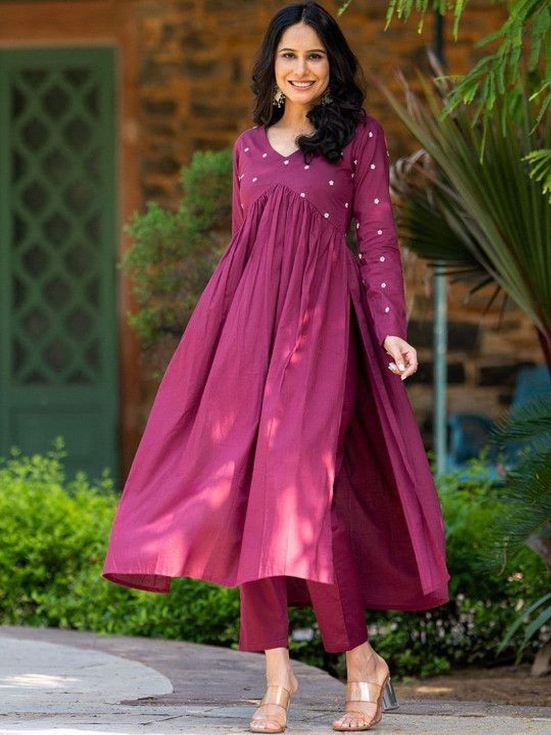 ALHADAYA Women Ethnic Motifs Embroidered Empire Thread Work Kurta with Trousers - view 1