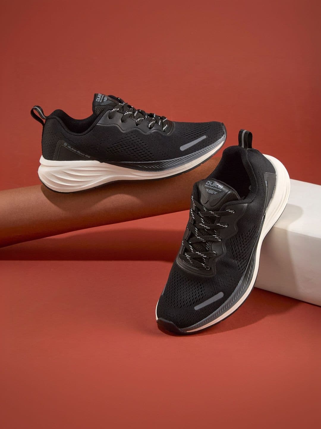Duke Men Mesh Running Shoes - view 1
