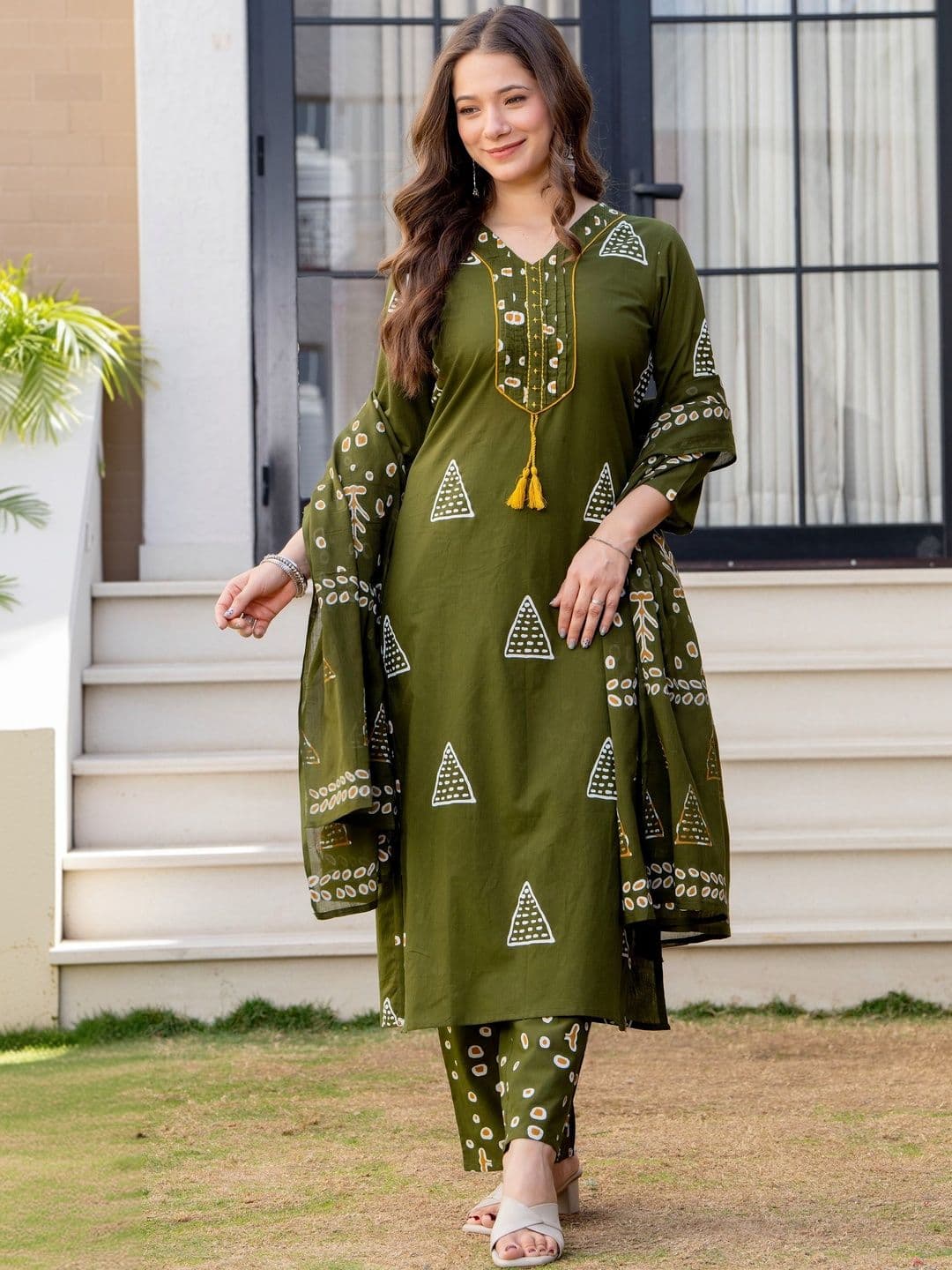 PARTHVI Women Printed Regular Thread Work Pure Cotton Kurta with Trousers & With Dupatta - view 1