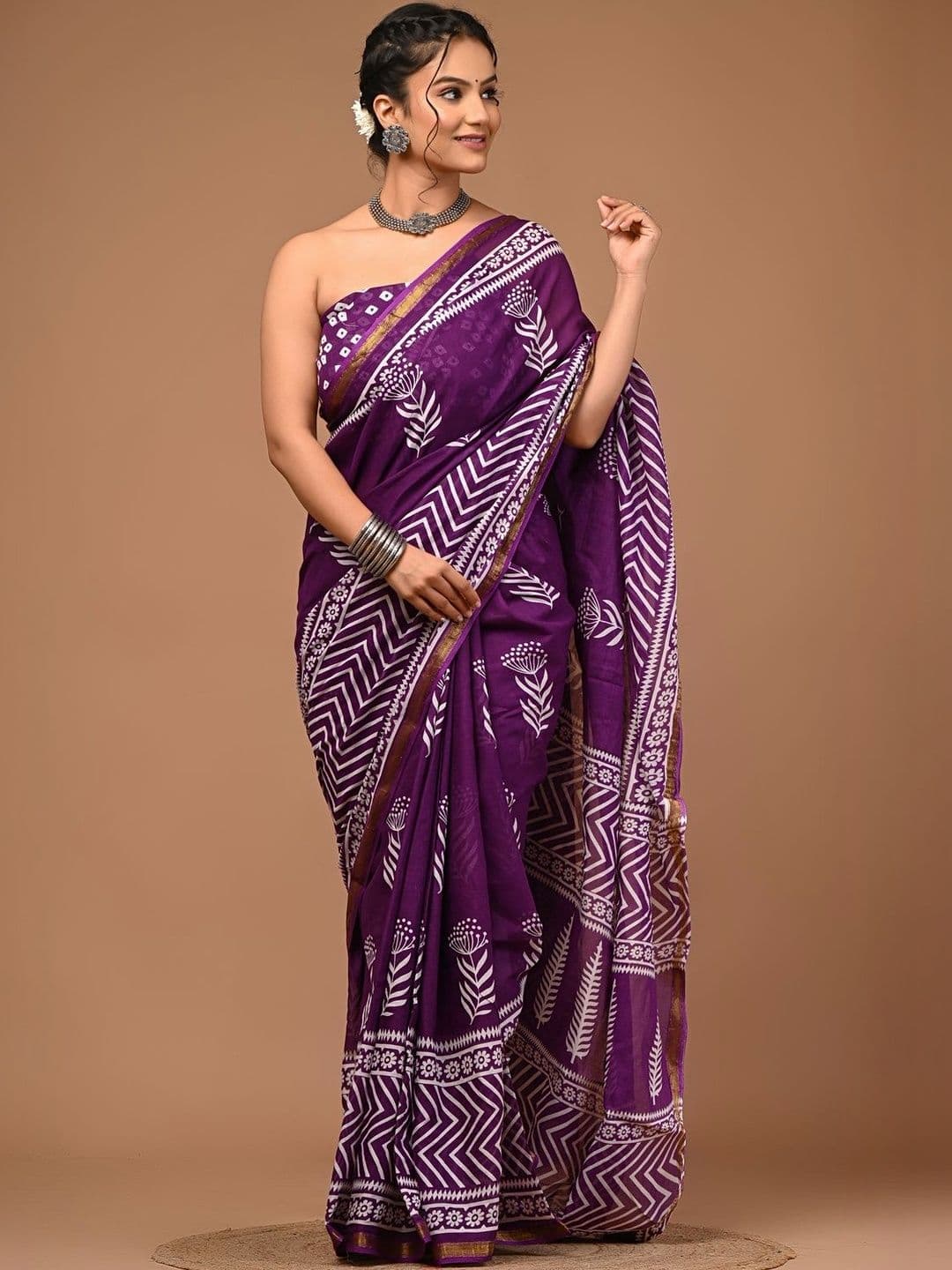 HERE&NOW Ethnic Motifs Pure Cotton Handloom Ikat Saree - view 1