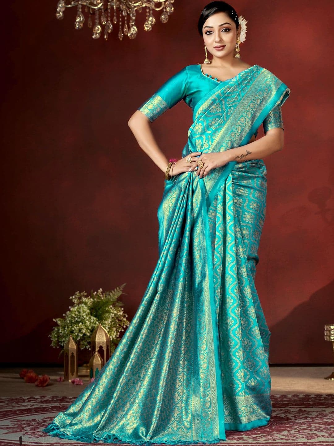 SZN Ethnic Motifs Zari Silk Blend Heavy Work Banarasi Saree - view 1