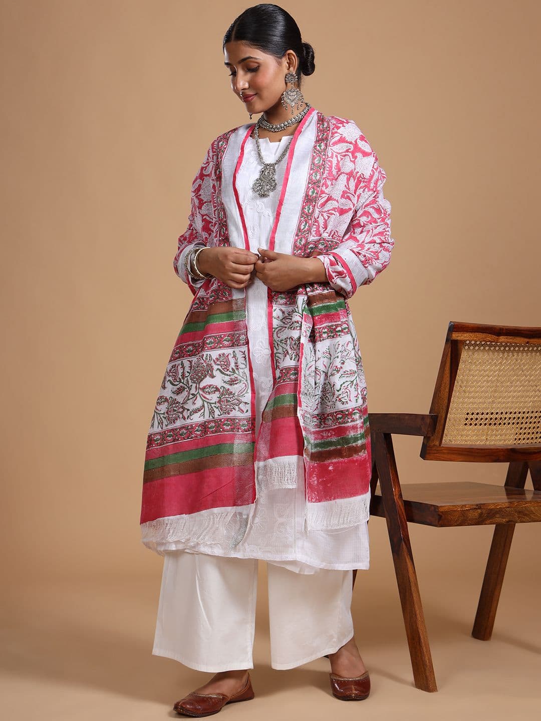Taavi Floral Block Printed Dupatta - view 1