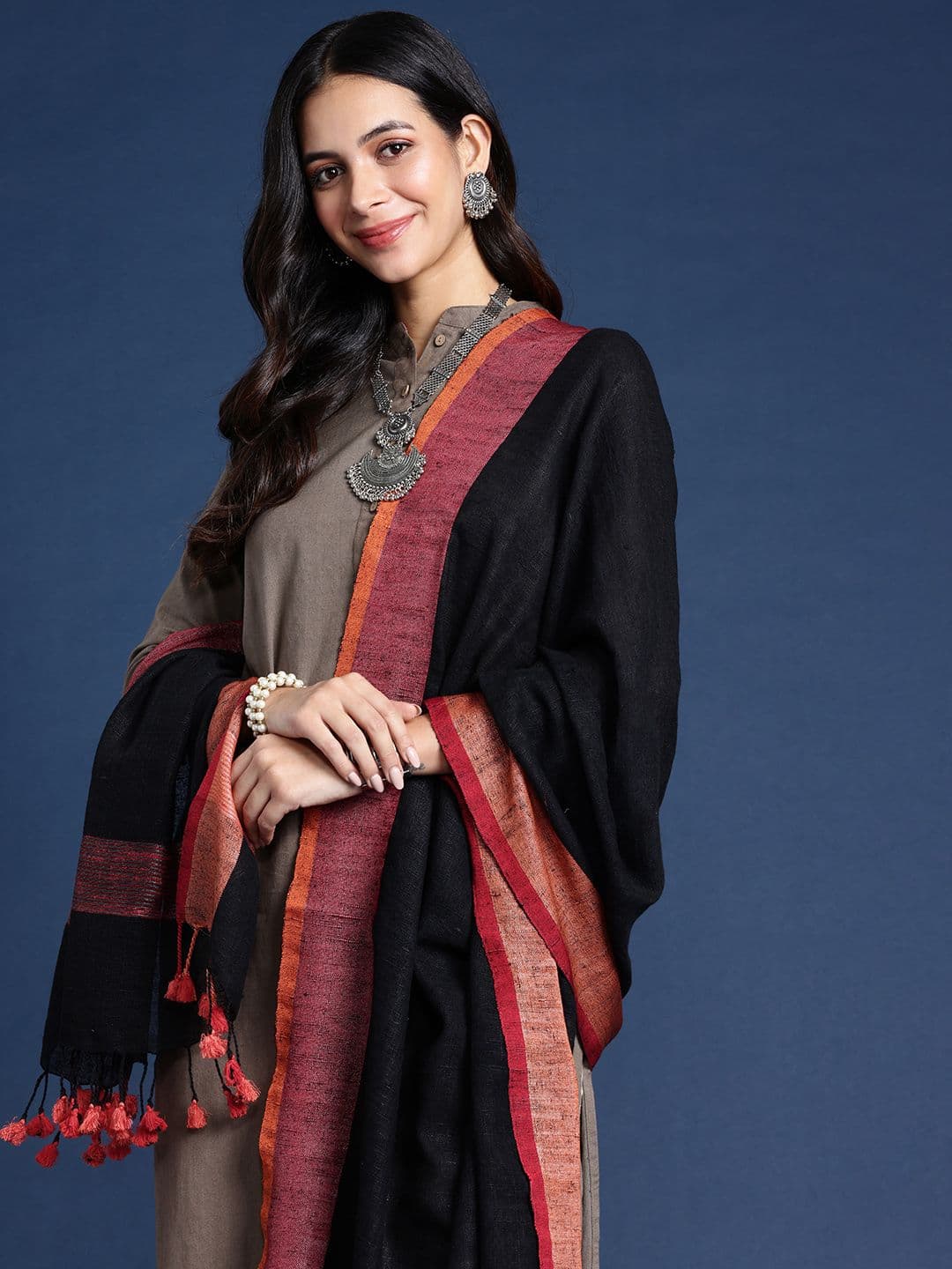 Taavi Woven Design Tasselled Dupatta - view 1