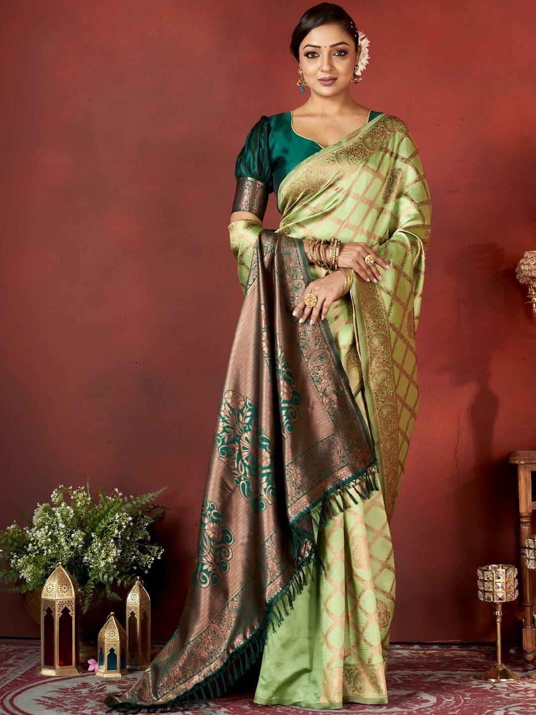SZN Woven Design Zari Silk Blend Handloom Banarasi Saree - view 1