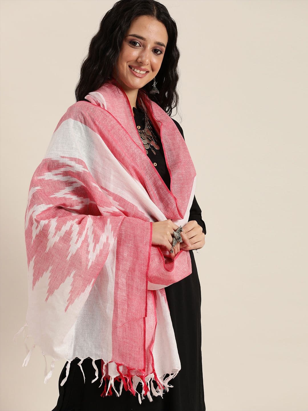 Taavi White & Red Woven Design Pure Cotton Ikat Dupatta - view 1