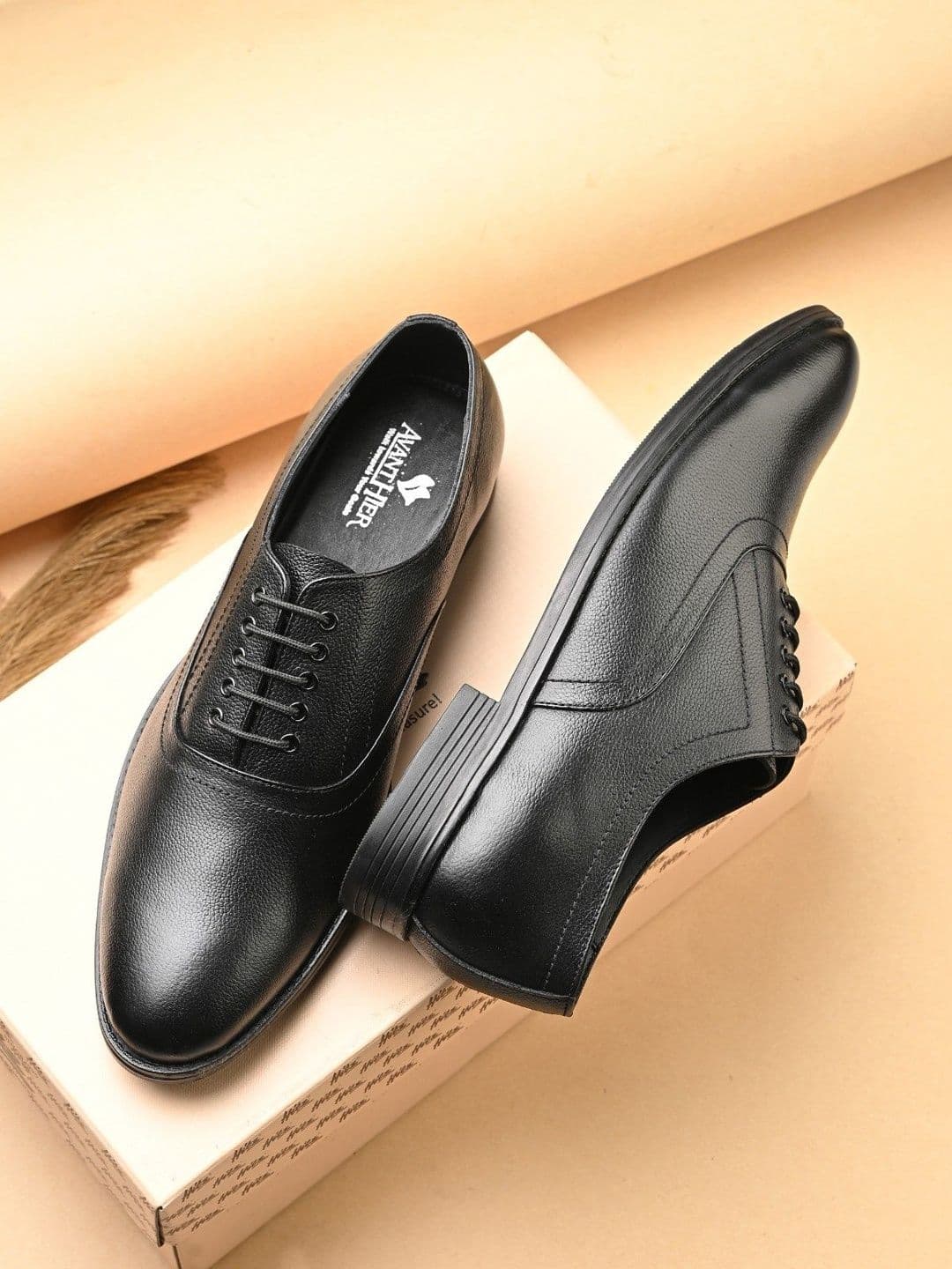 Avanthier Men Leather Formal Derby Shoes - view 1