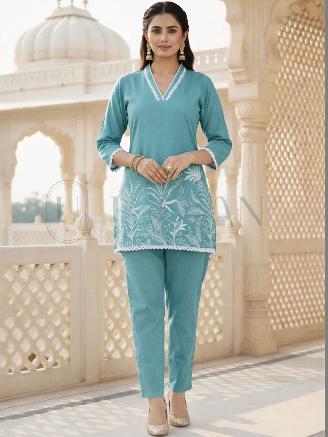 Mogal Fashion Women Ethnic Motifs Embroidered Flared Sleeves Kurta - view 1