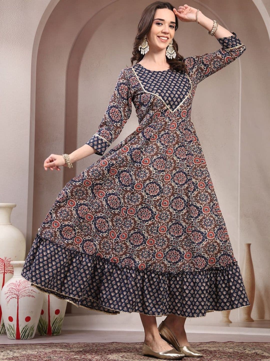 Pristyle Women Ethnic Motifs Checked Flared Sleeves Gotta Patti Anarkali Kurta - view 1