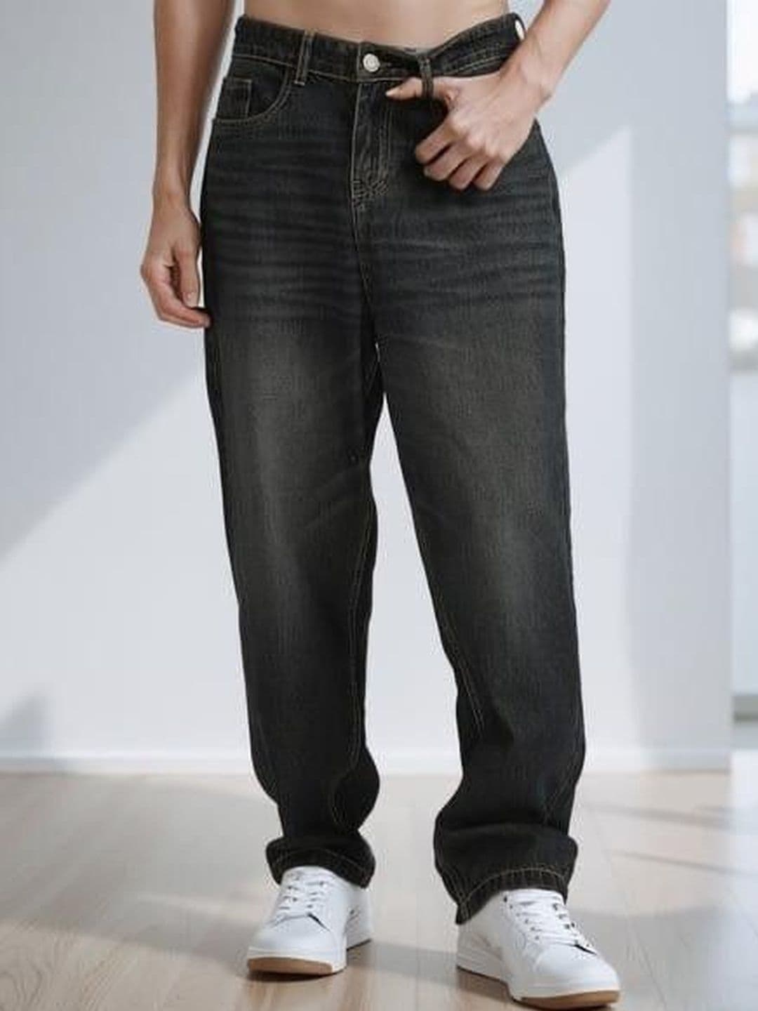 me Queen Men Straight Fit Mid-Rise Light Fade Jeans - view 1