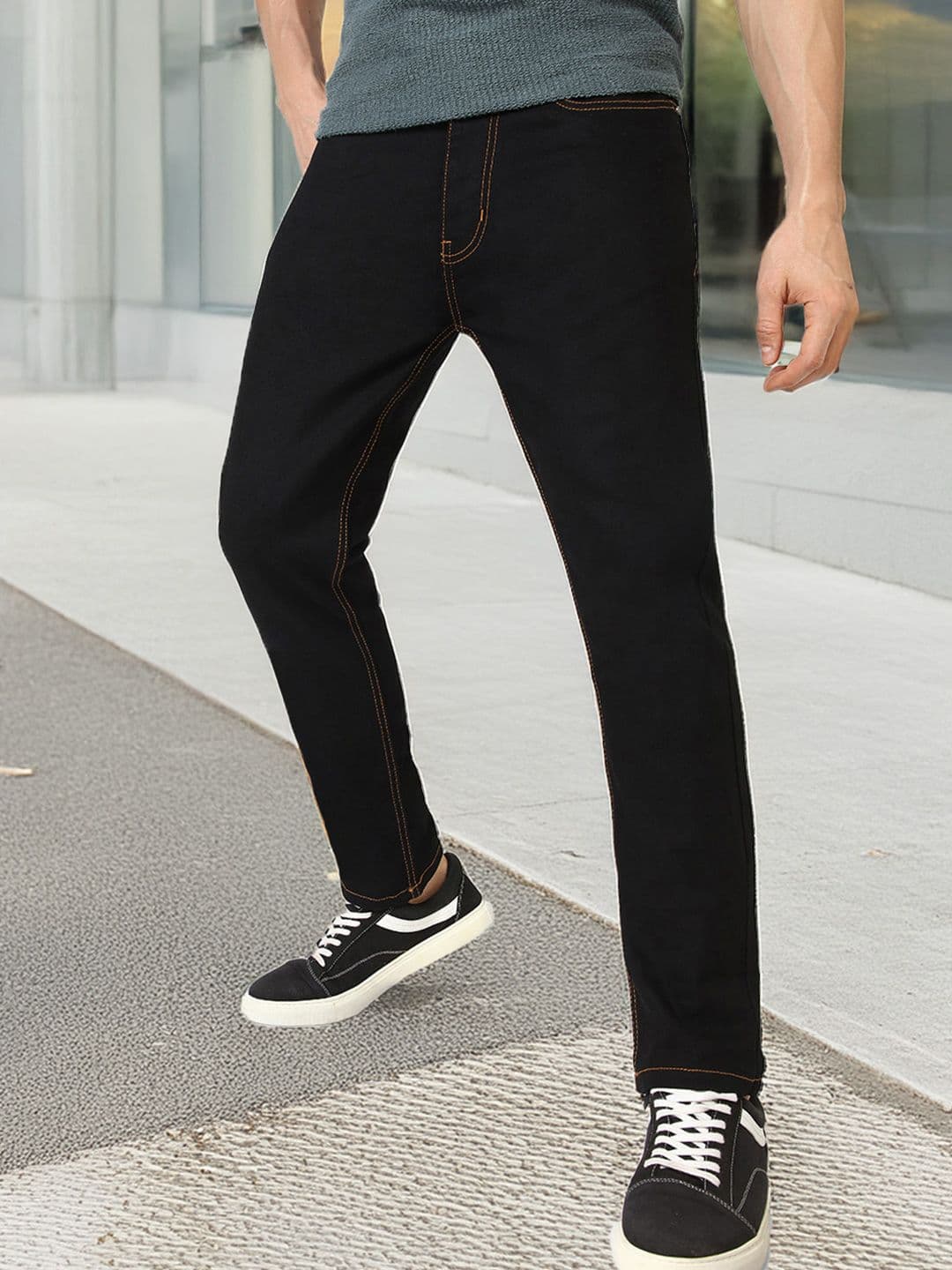 Urbano Fashion Men Black Slim Fit Mid-Rise Clean Look Stretchable Jeans - view 1