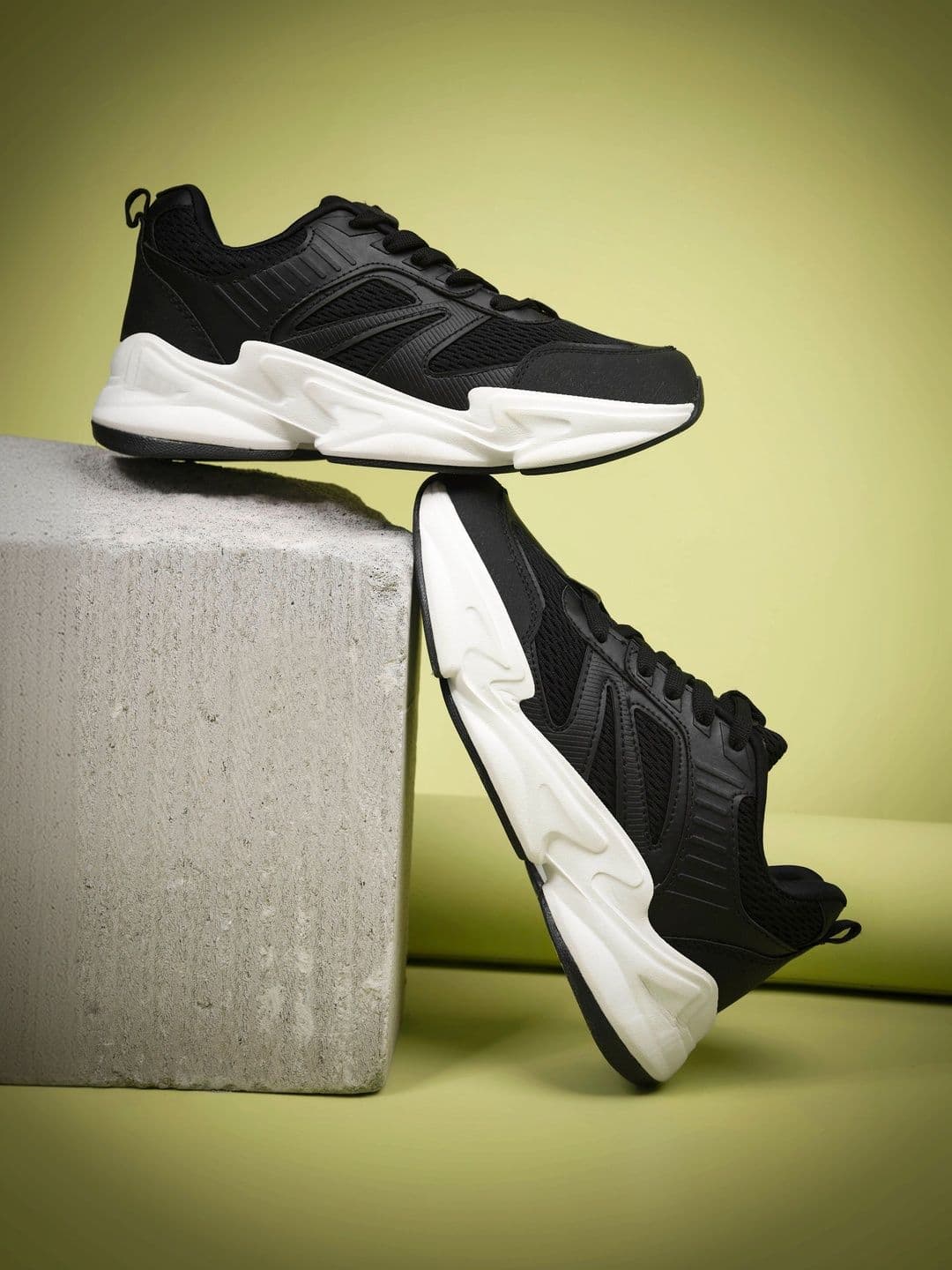RGY Men Mesh Training or Gym Non-Marking Shoes - view 1