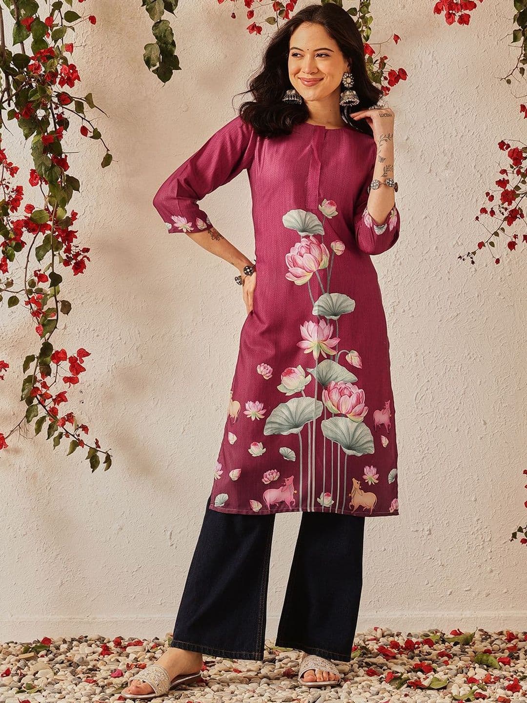 Silk Land Women's Rayon Cotton Slub Regular Straight Printed Kurta - view 1