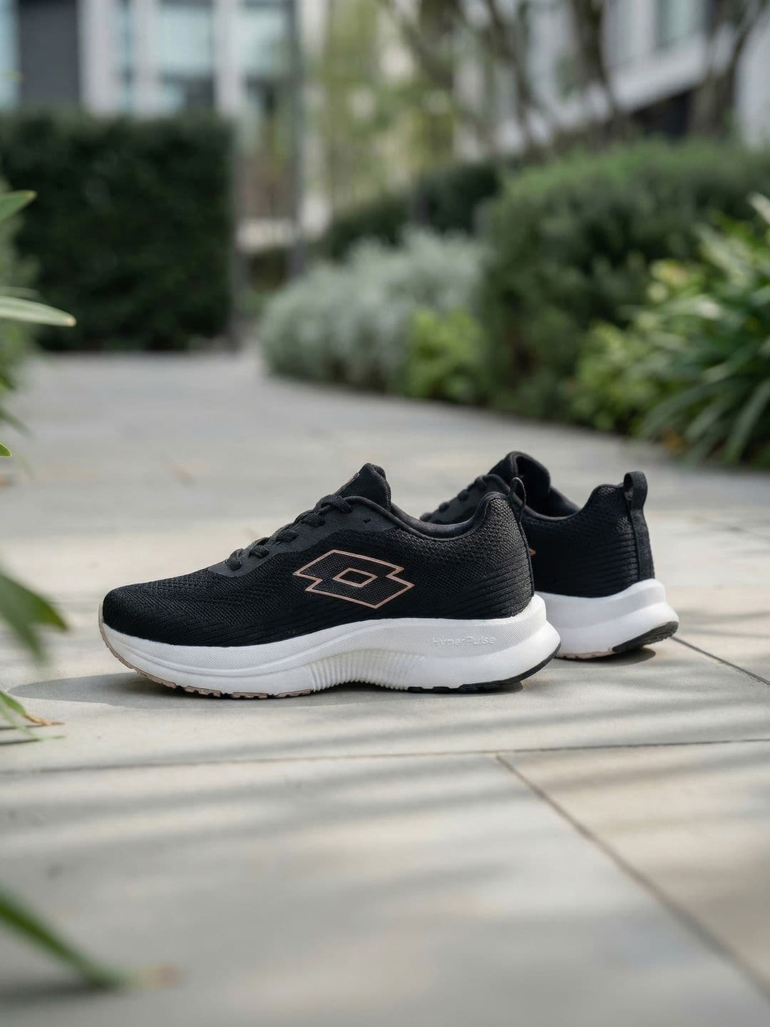 Lotto Women Mesh Running Shoes - view 1