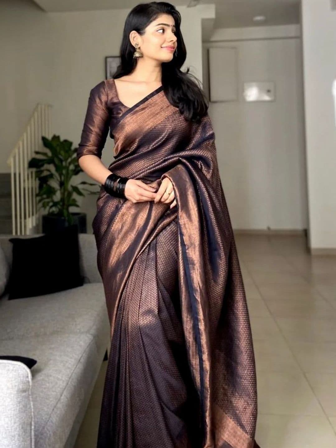 Shriyangan Woven Design Zari Art Silk Kanjeevaram Saree - view 1