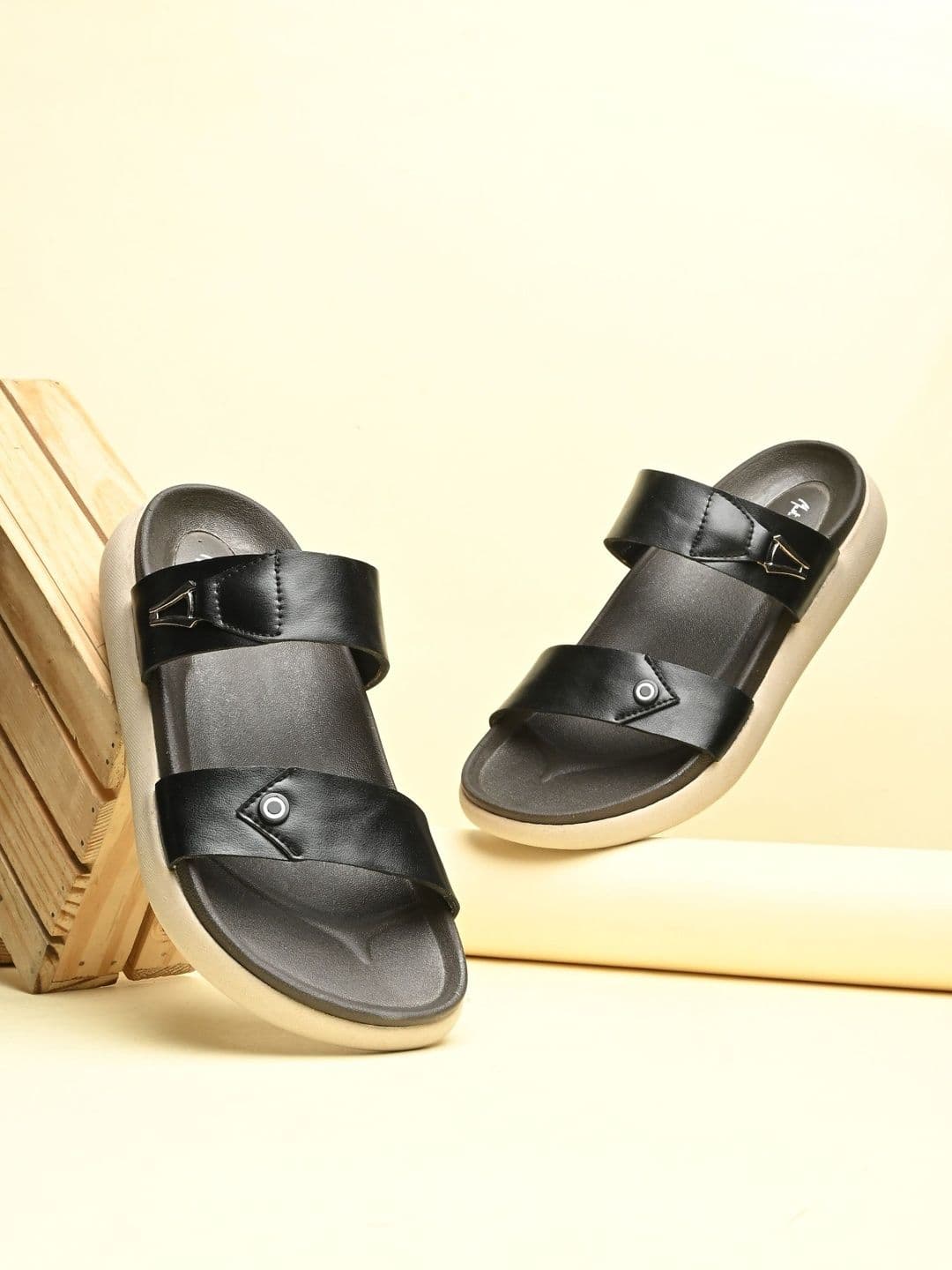 Mast & Harbour Men Comfort Sandals - view 1