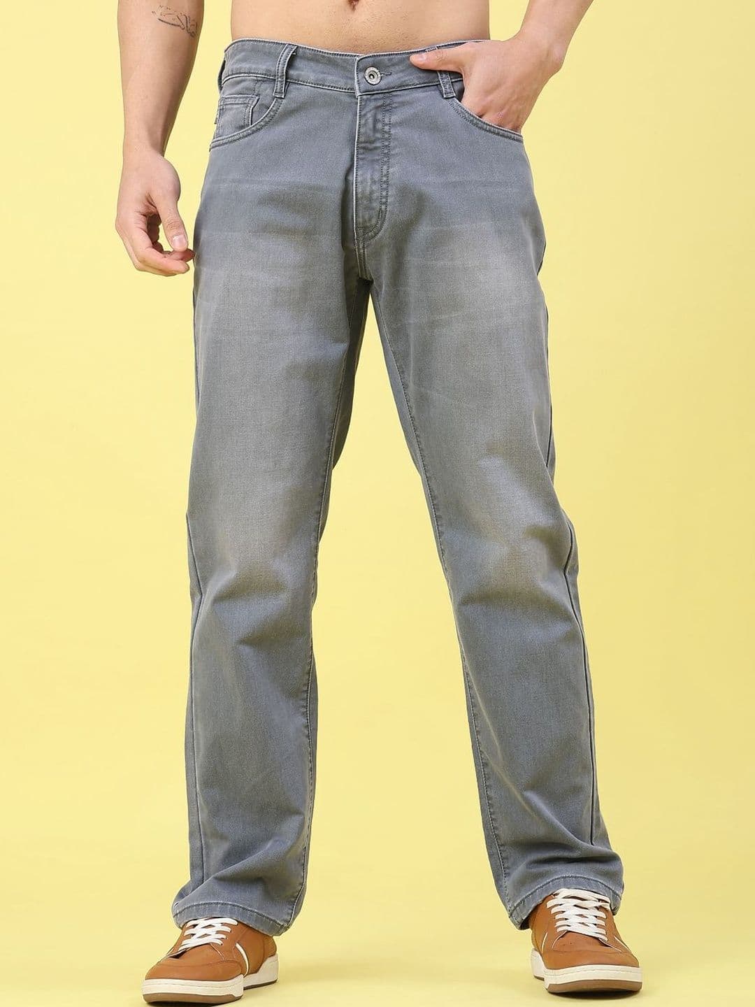 V-Mart Men Regular Fit Mid-Rise Light Fade Stretchable Jeans - view 1