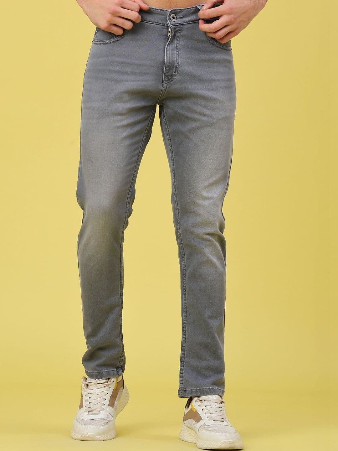 V-Mart Men Regular Fit Mid-Rise Light Fade Stretchable Jeans - view 1
