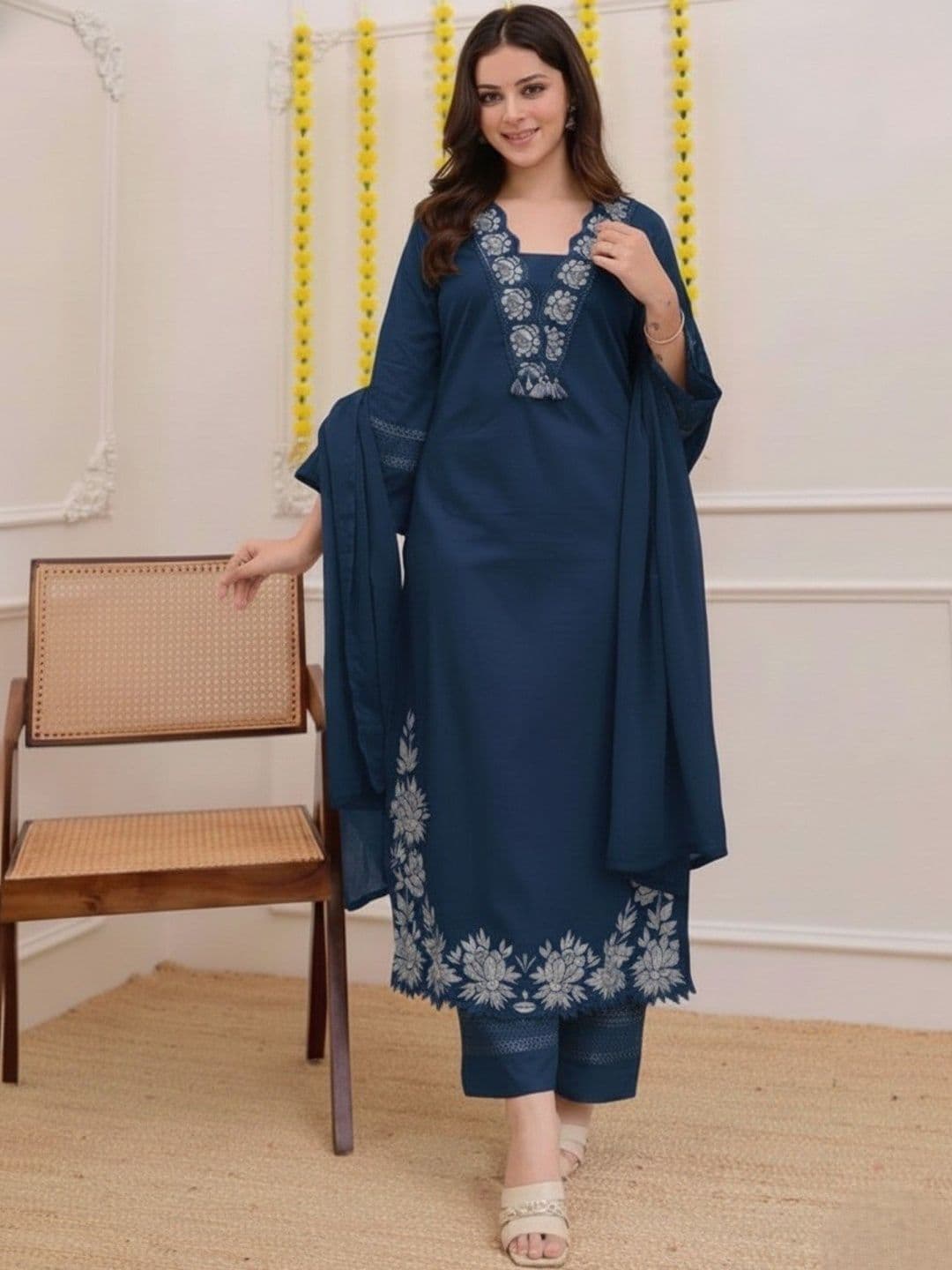 Moda Rapido Women Ethnic Motifs Embroidered Regular Thread Work Kurta with Trousers & With Dupatta - view 1