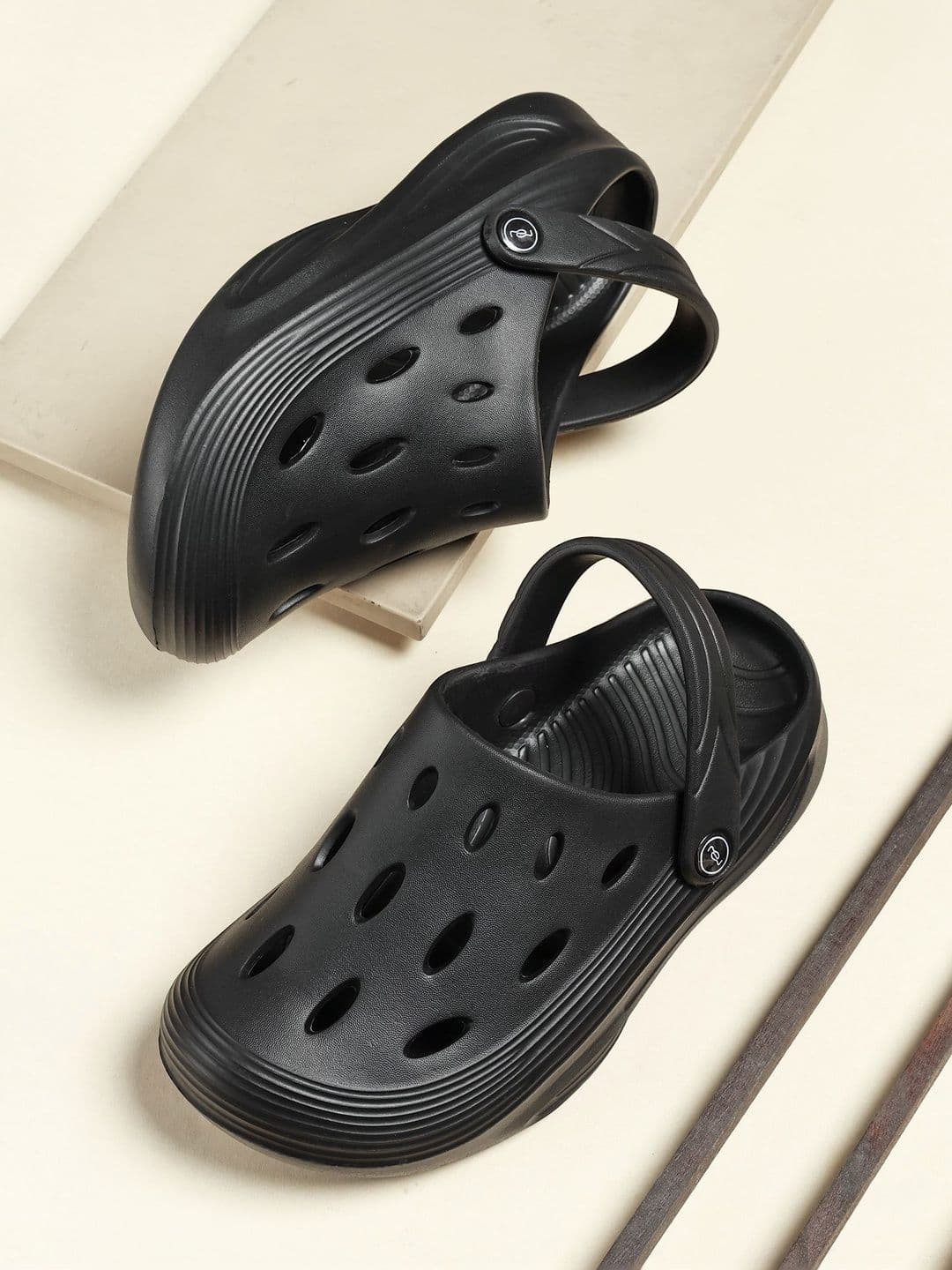 TOE CANDY Men Comfort Sandals - view 1