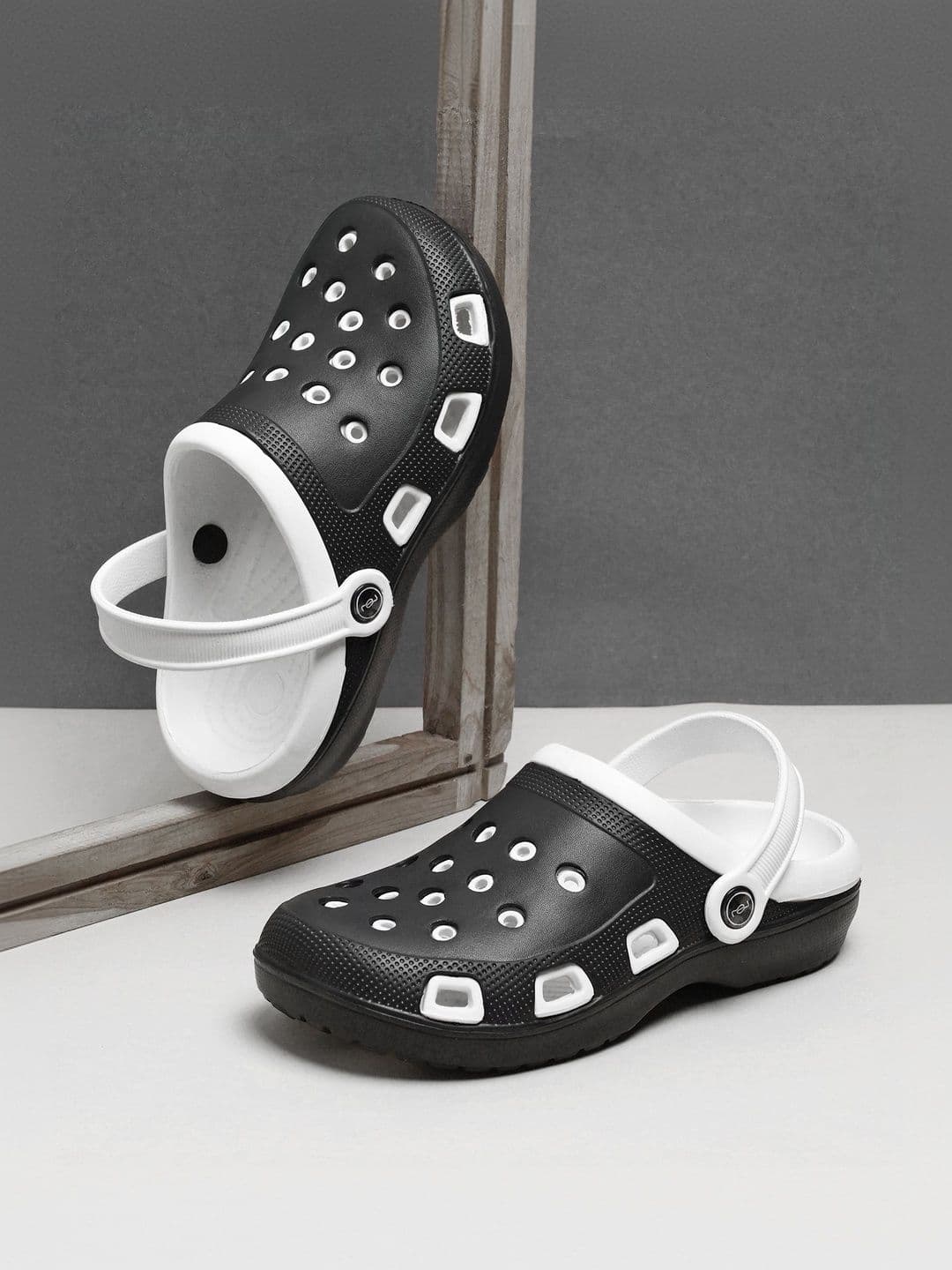 TOE CANDY Men Comfort Sandals - view 1