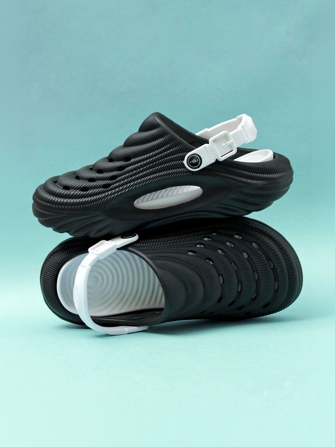 TOE CANDY Men Clogs Sandals - view 1
