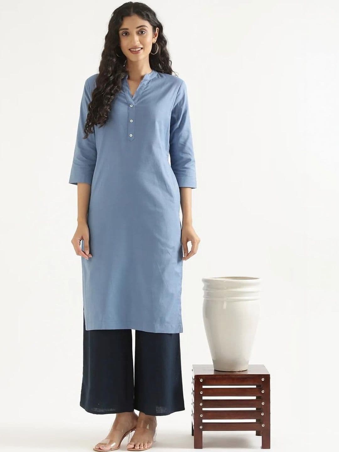 AMIRAS INDIAN ETHNIC WEAR AMIRAS INDIAN ETHNIC Mandarin Collar Cotton Linen Straight Kurta - view 1