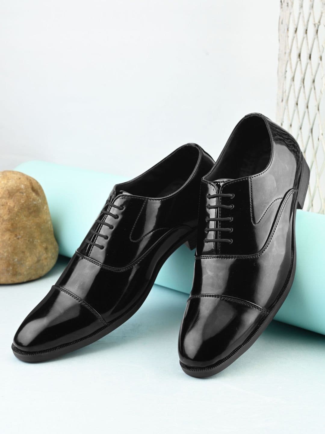 HERE&NOW Men Lace-Ups Formal Oxfords - view 1