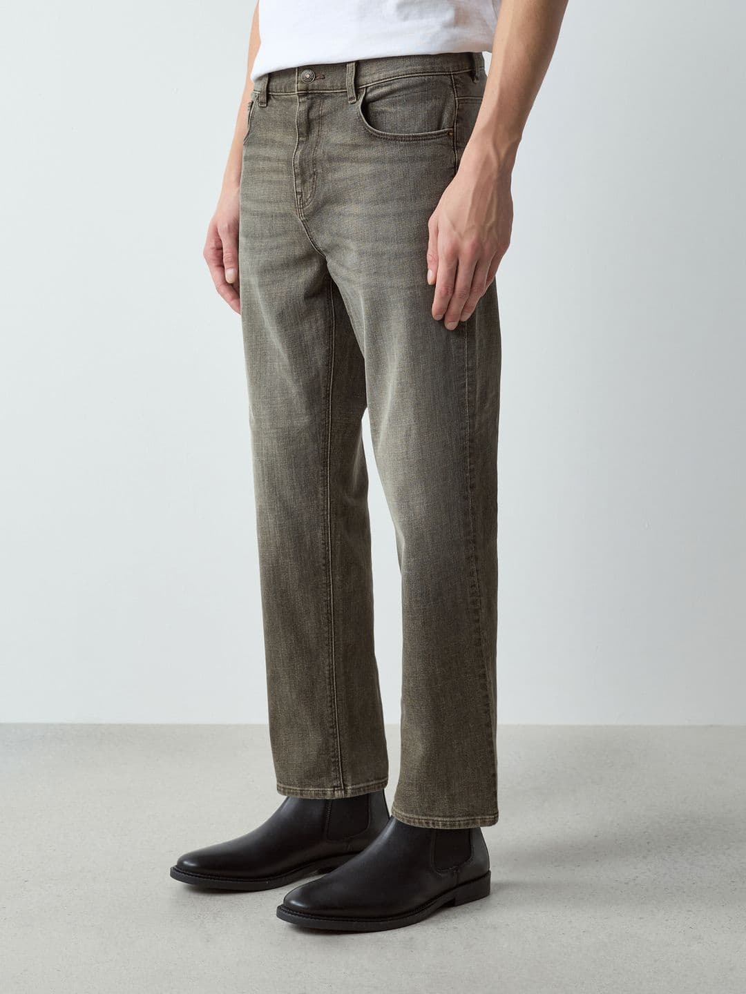 NEXT Men Regular Fit Mid-Rise Light Fade Stretchable Jeans - view 1
