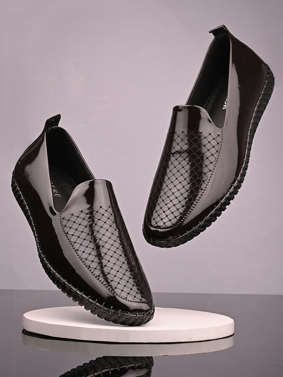 HERE&NOW Men Textured Round Toe Slip-On Loafers Formal Shoes - view 1